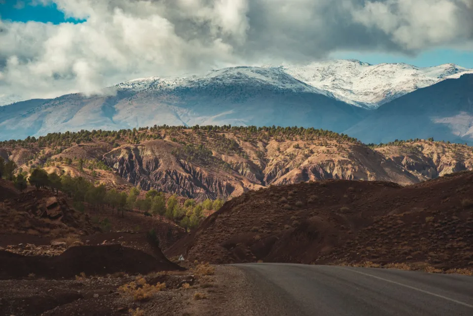 Route de montagne vers Ouarzazate